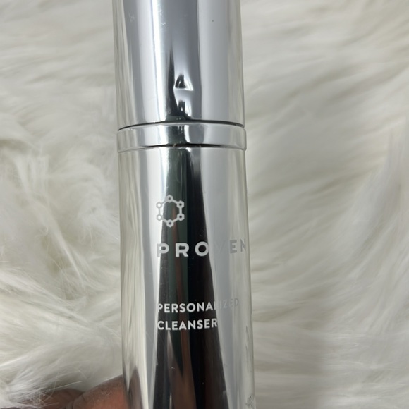 Proven Personalized Cleanser 1.7 Fl. oz For dirt and makeup - Picture 3 of 8
